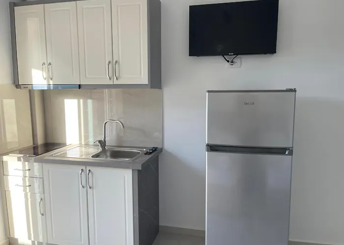 Side Serenity Apartment Ksamil