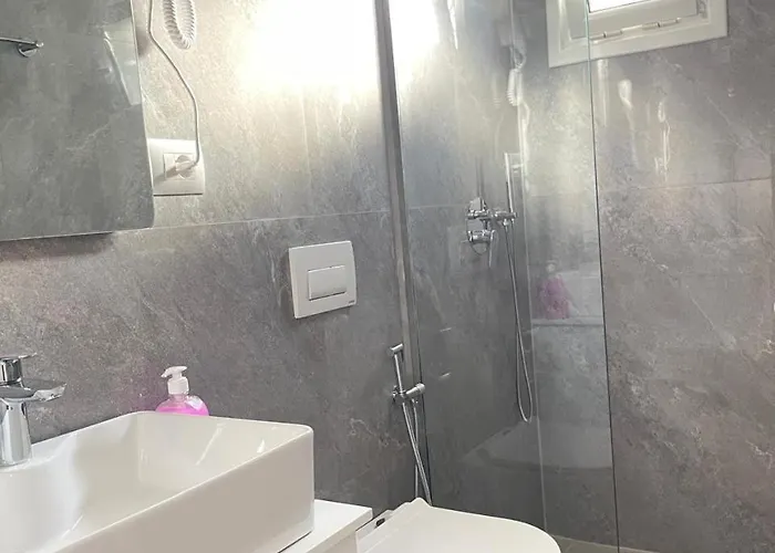 Apartment Side Serenity *