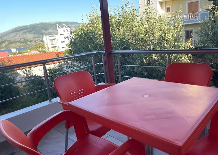 Side Serenity Apartment *